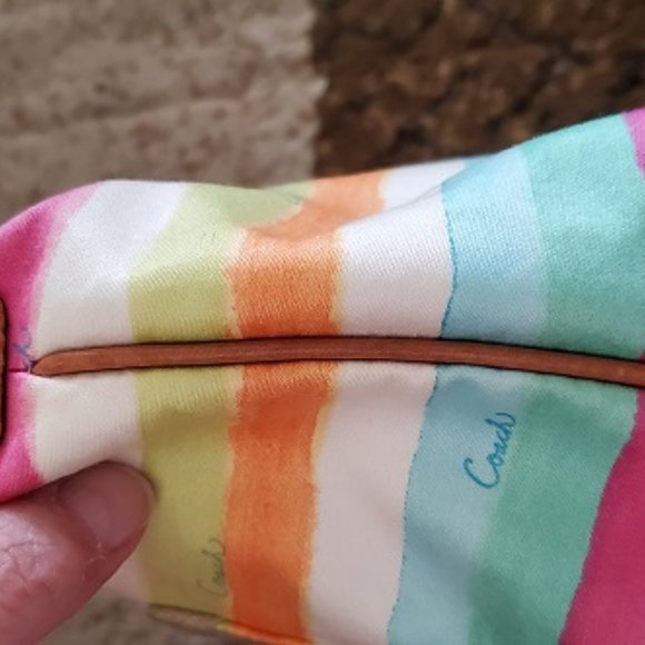 🧡 COACH HAMPTON WATERCOLOR STRIPED w/ CREED … ABSOLUTELY ADORABLE 🧡 - Picture 4 of 8